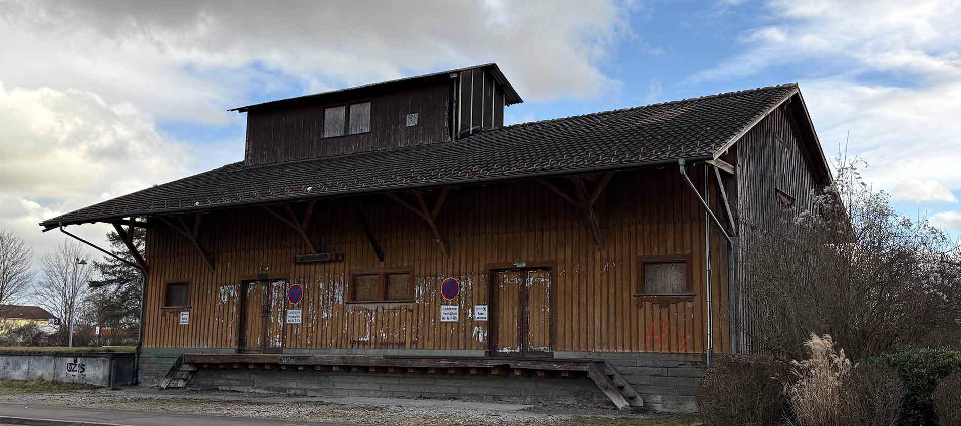 Schuppen Bahnhof Salem Nordseite